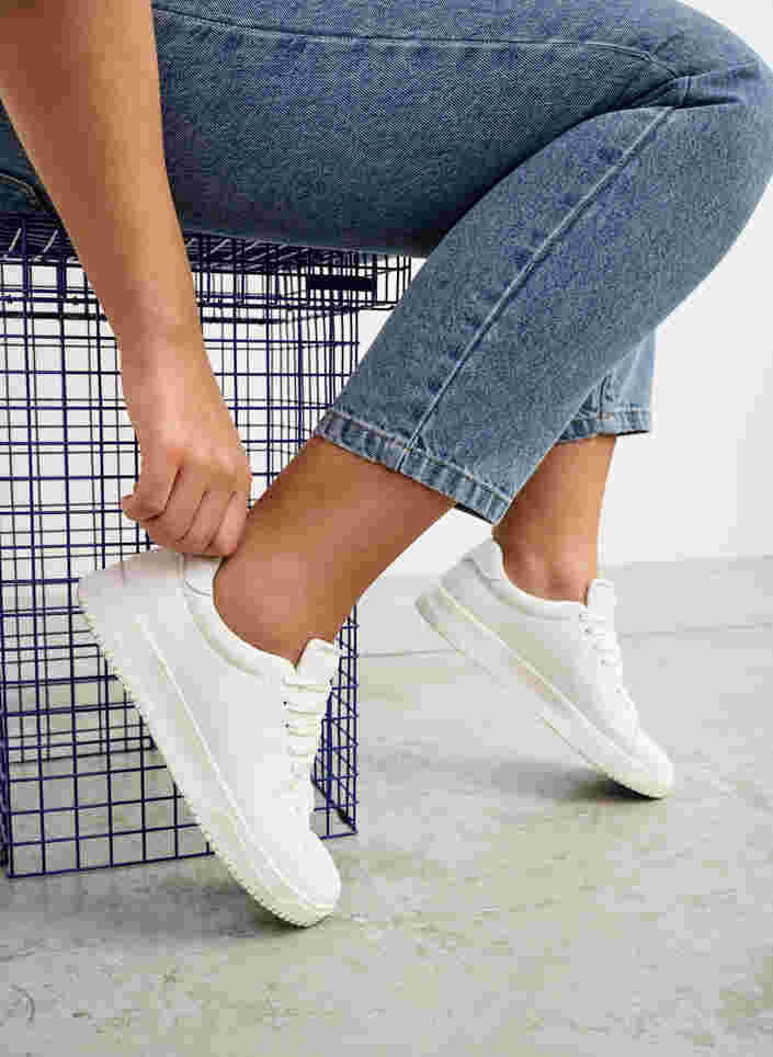 Sneakers aus Leder mit breiter Passform, White, Image