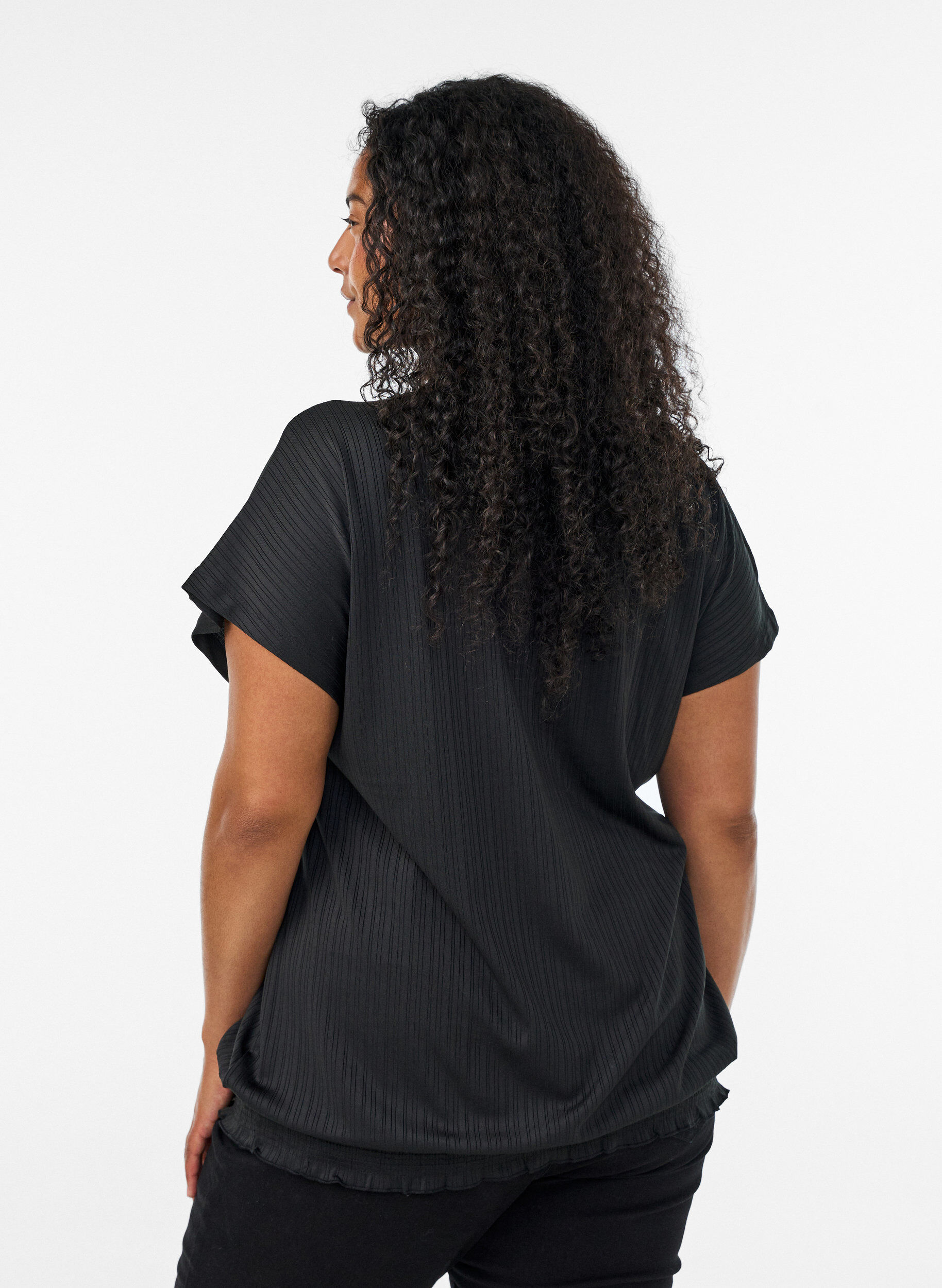 ZizziJersey-Bluse mit strukturierten Streifen und Smocksaum, Schwarz, Model image number 2