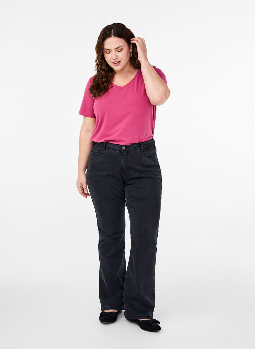 Unifarbenes Basic-T-Shirt aus Baumwolle, Rot, Model image number 1
