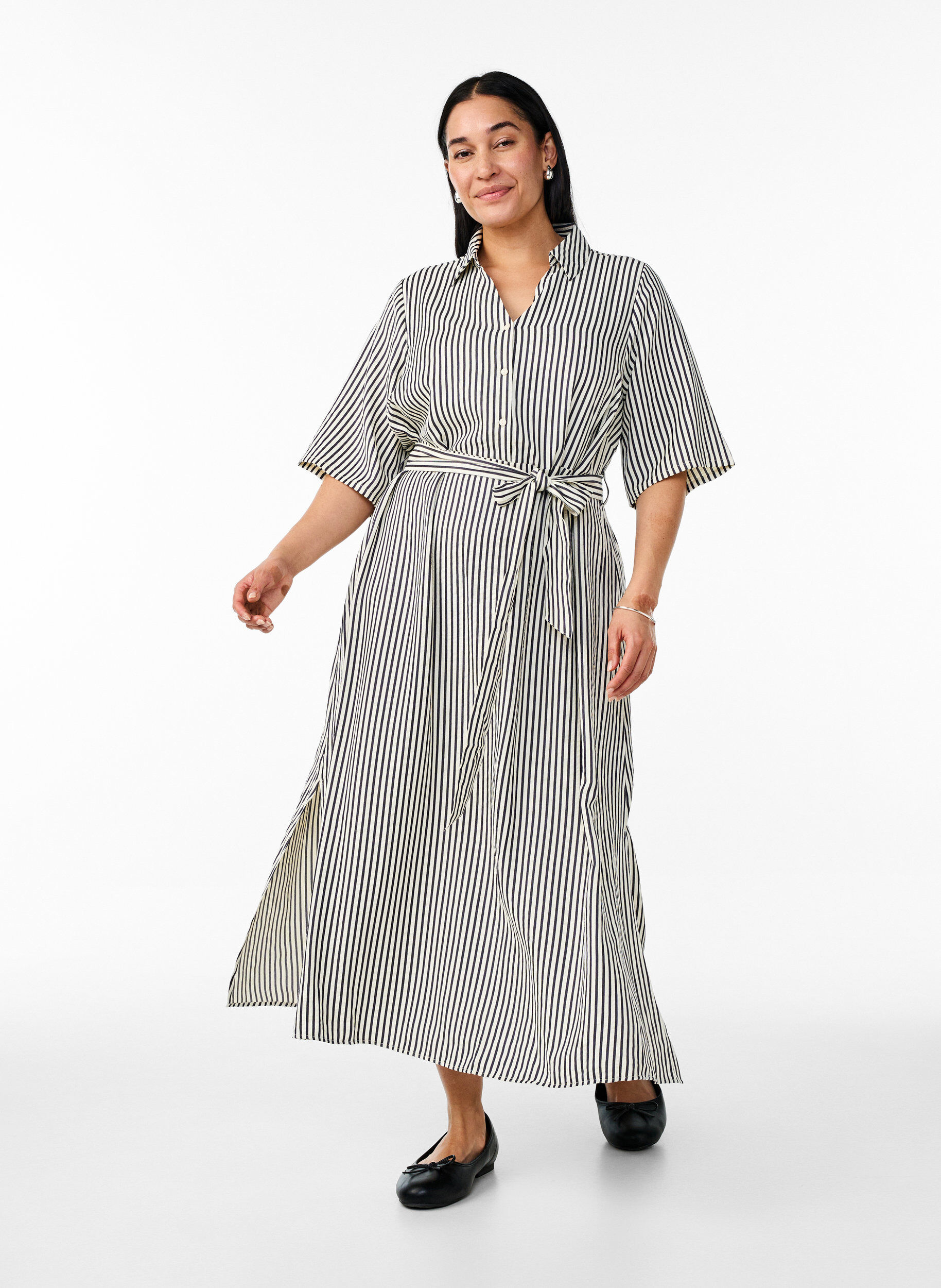ZizziKn&ouml;chellanges Hemdblusenkleid mit Bindeg&uuml;rtel und Streifen, Schwarz, Model image number 0