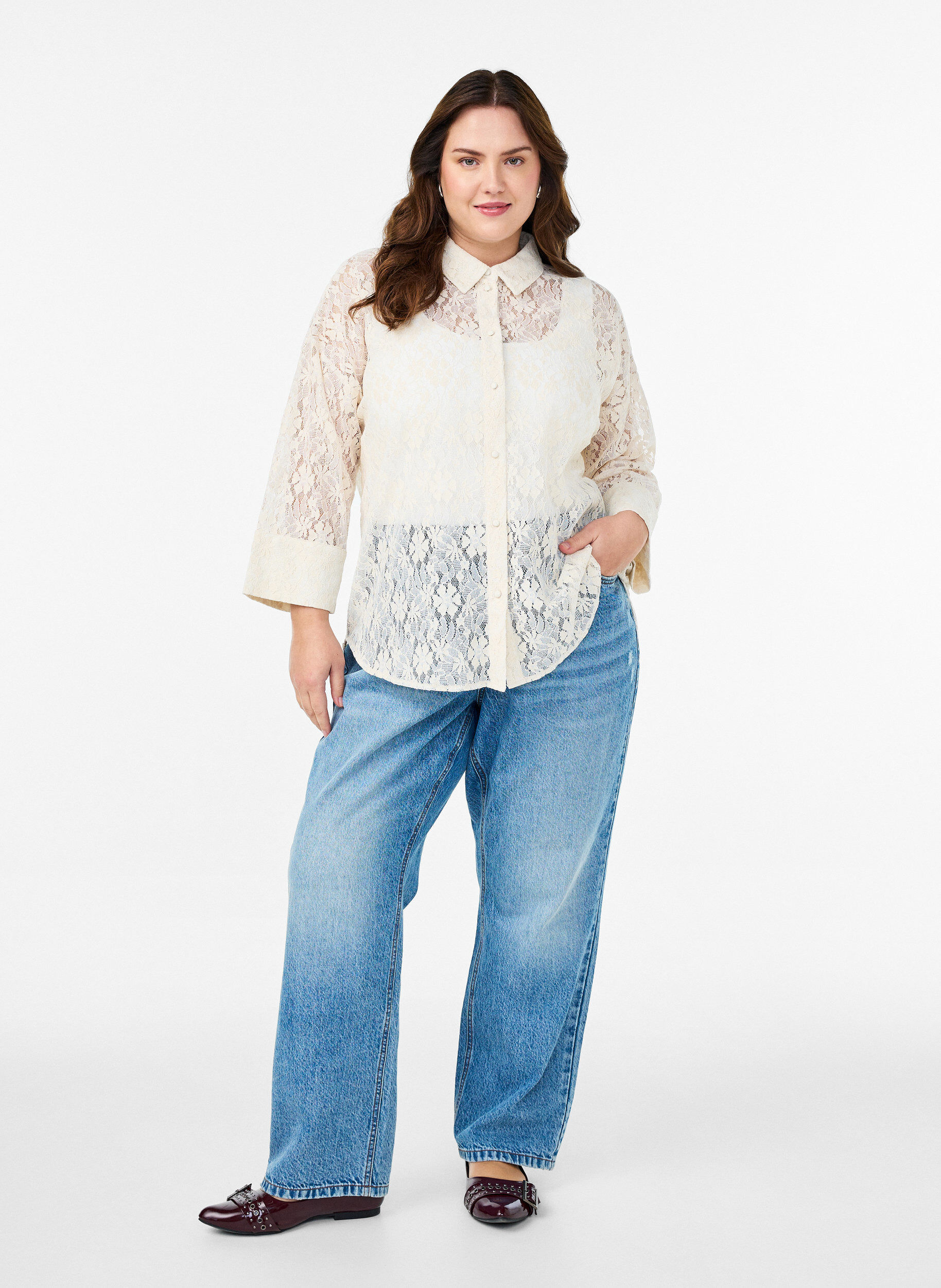 Zizzi Bluse aus Spitze mit 3/4-&Auml;rmeln, Vanille, Model image number 1
