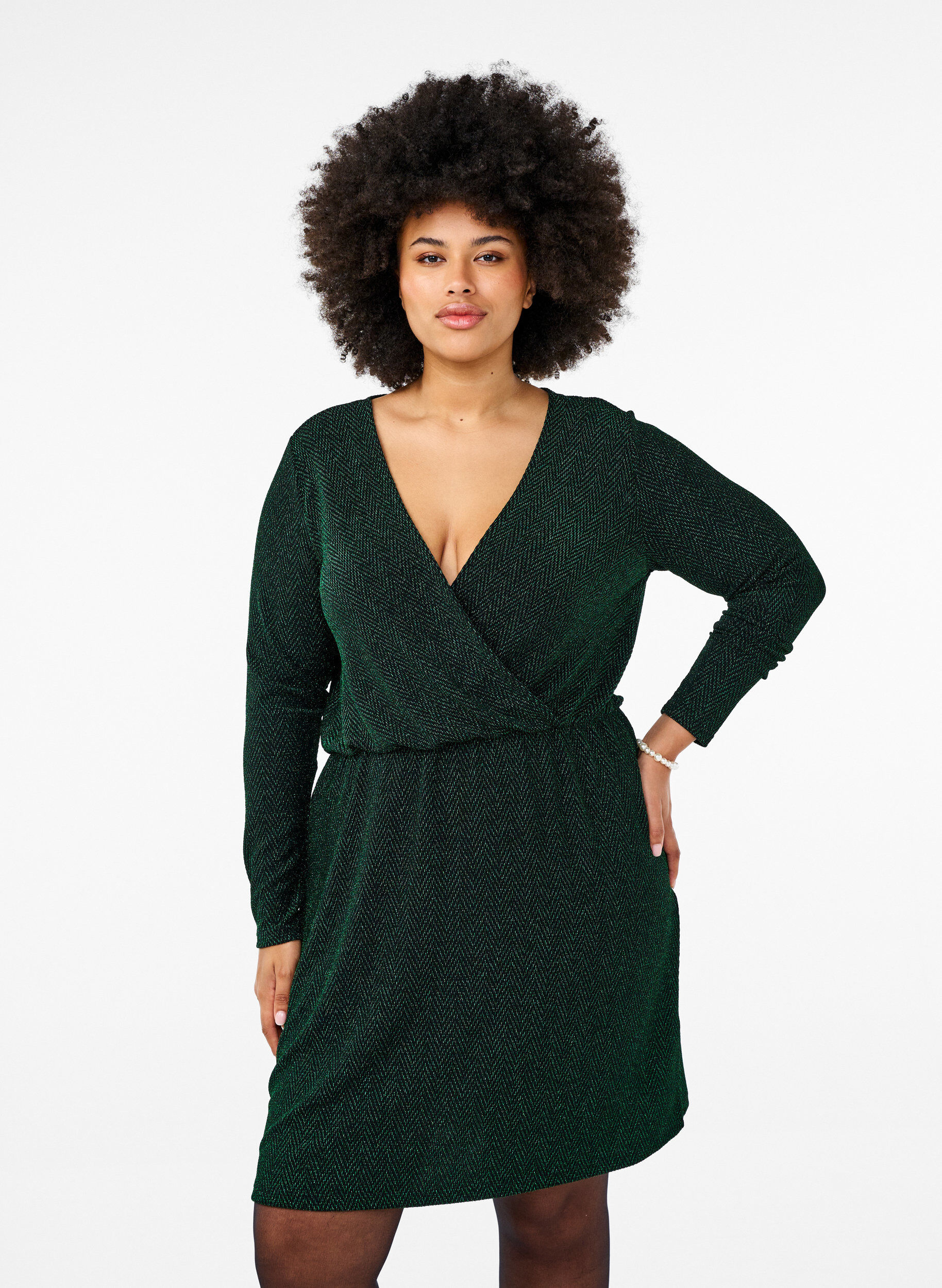 Zizzi Glitzerkleid mit Zickzackmuster, Scarab ZigZagShimmer, Model image number 0