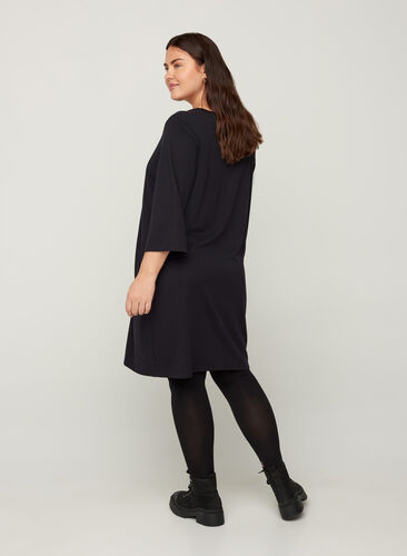 Kleid mit V-Ausschnitt und 3/4-Ärmeln, Black, Model image number 1
