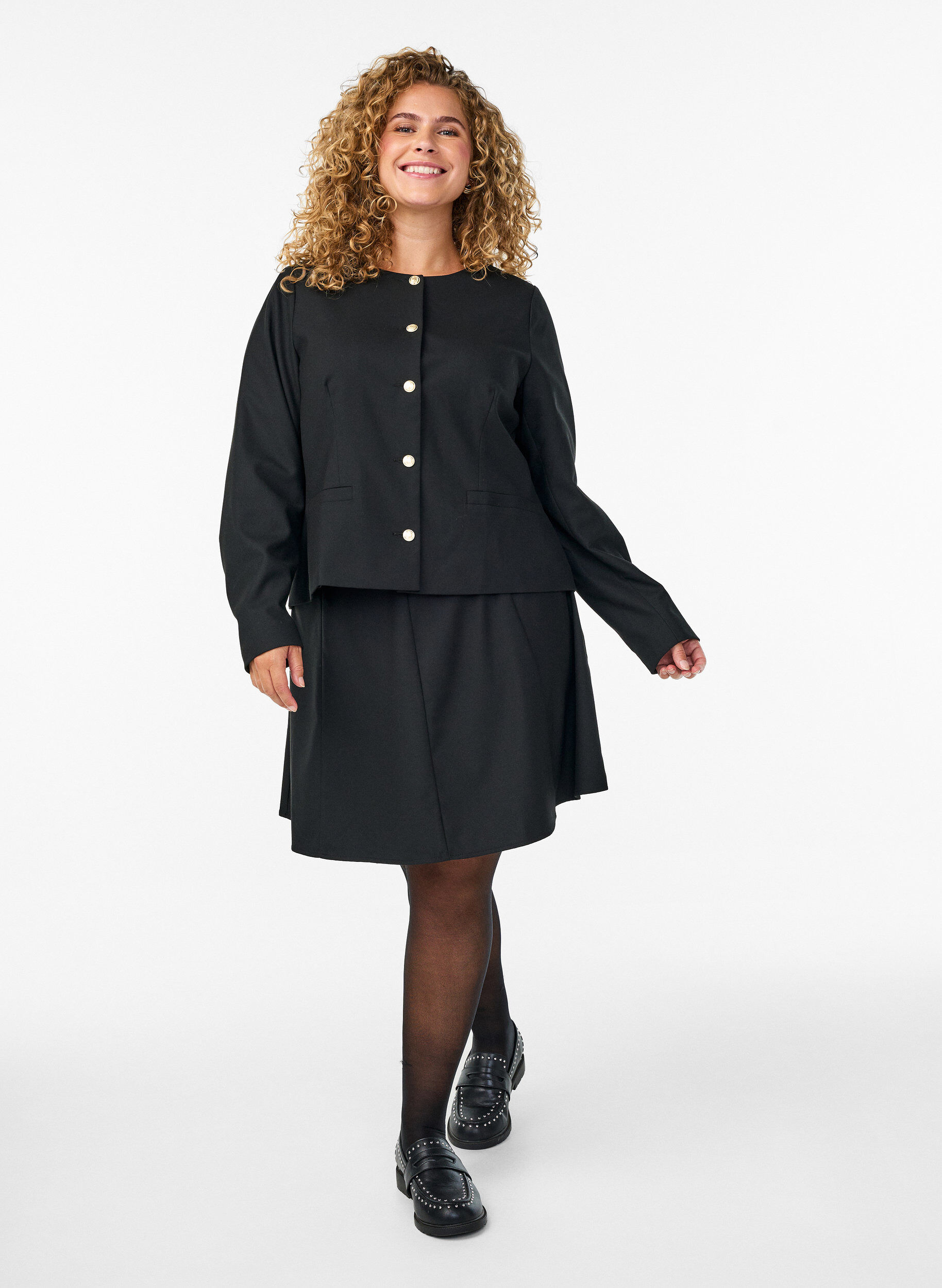 Zizzi Kurzer A-Linien-Rock, Schwarz, Model image number 1