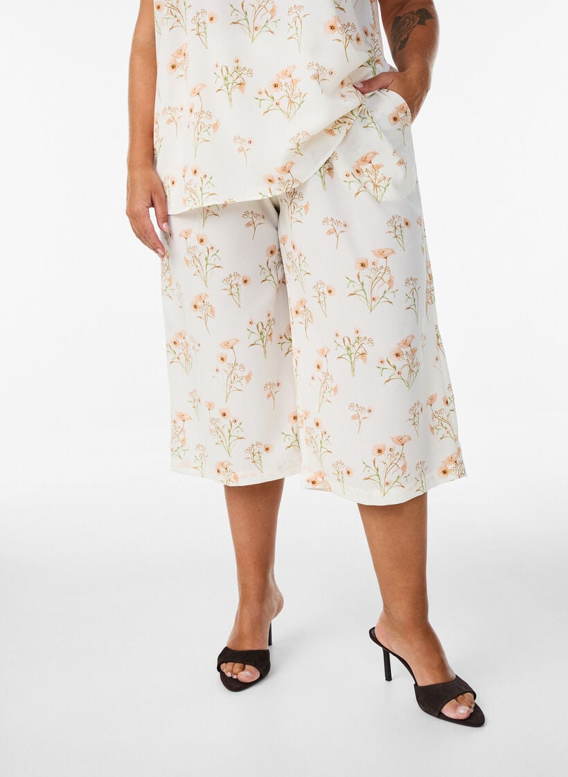 Culotte-Hose mit Print, Vanille, Model image number 2