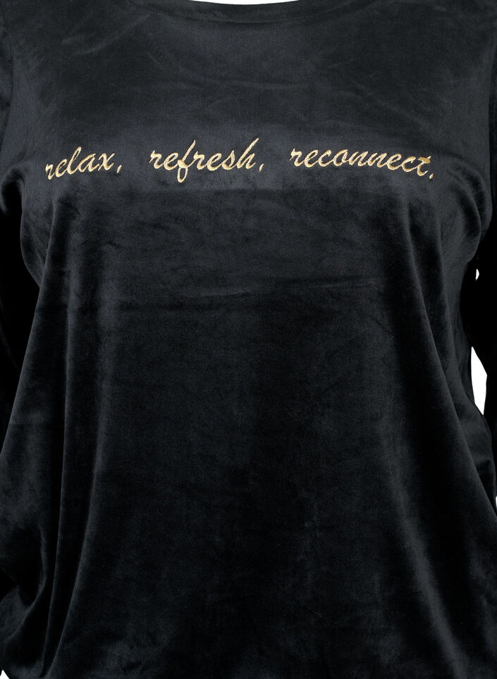 Veloursbluse mit aufgesticktem Text, Black, Packshot image number 2