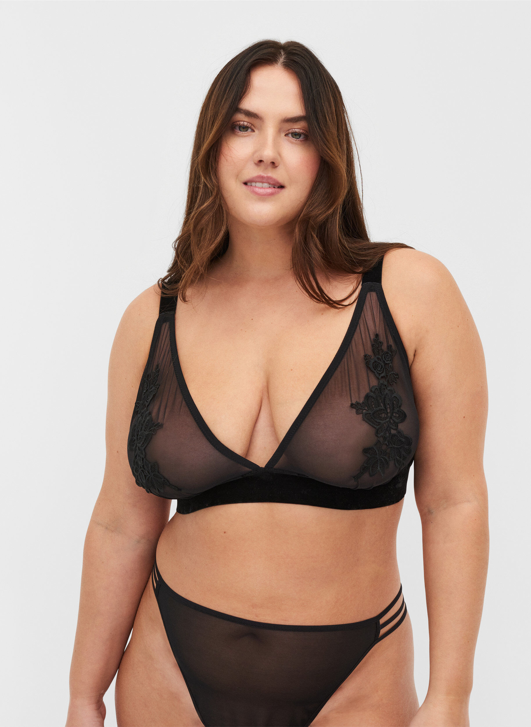 Zizzi Mesh-BH mit Velours und Spitze, Black, Model image number 0