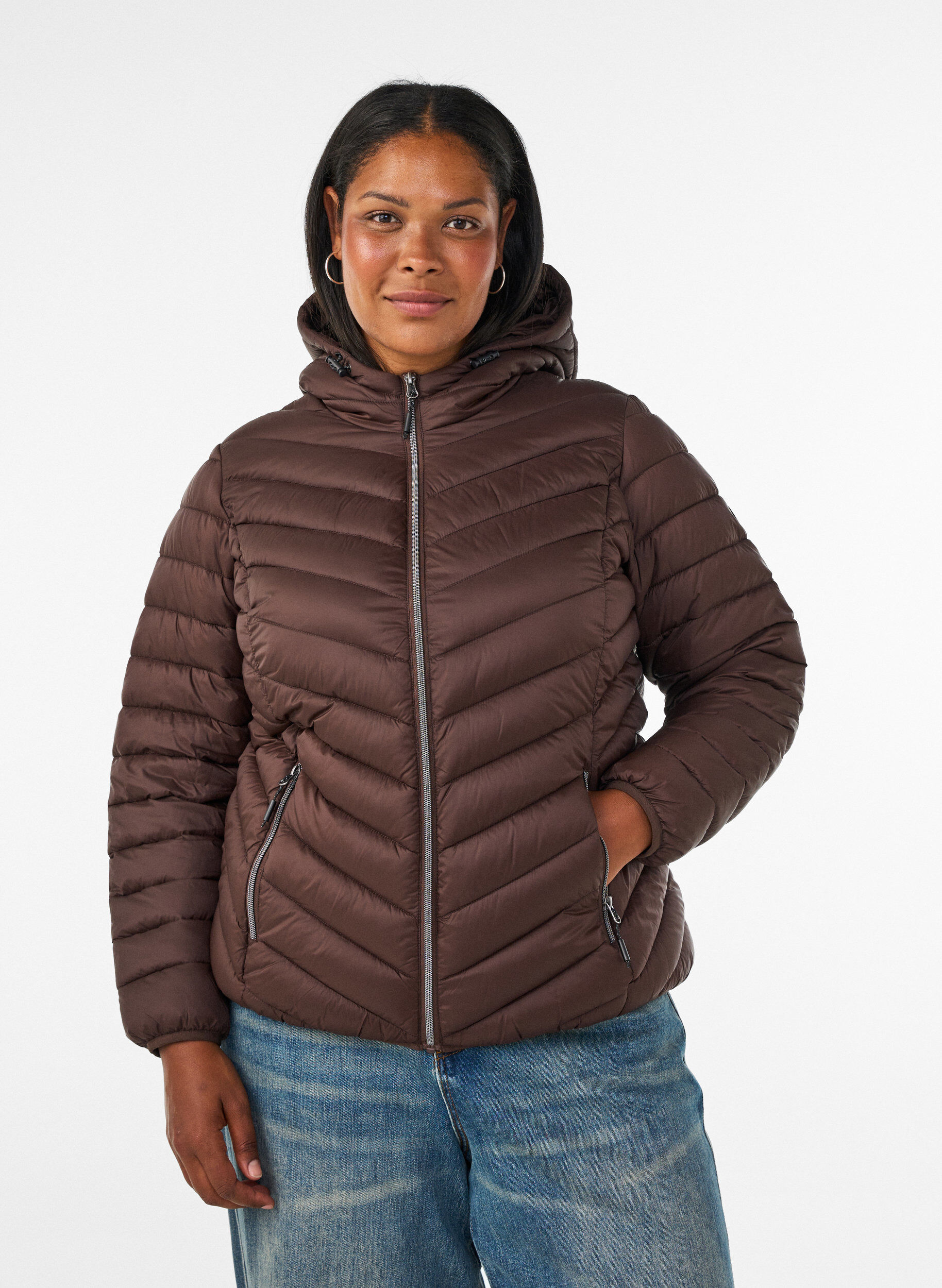 Leichte Kapuzenjacke, Braun, Model