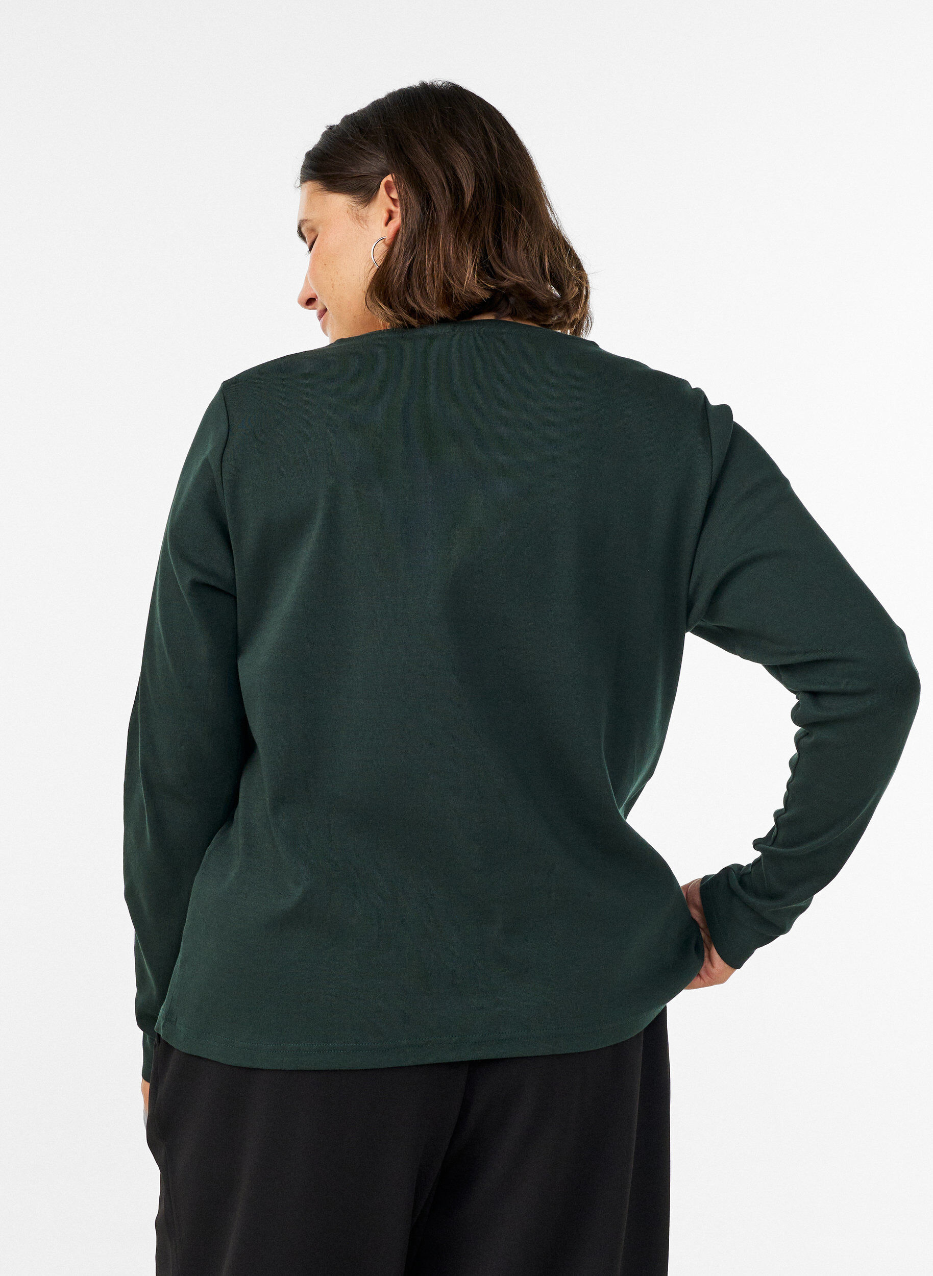 ZizziLangarm-Basic-T-Shirt mit Rundhalsausschnitt, Gr&uuml;n, Model image number 2