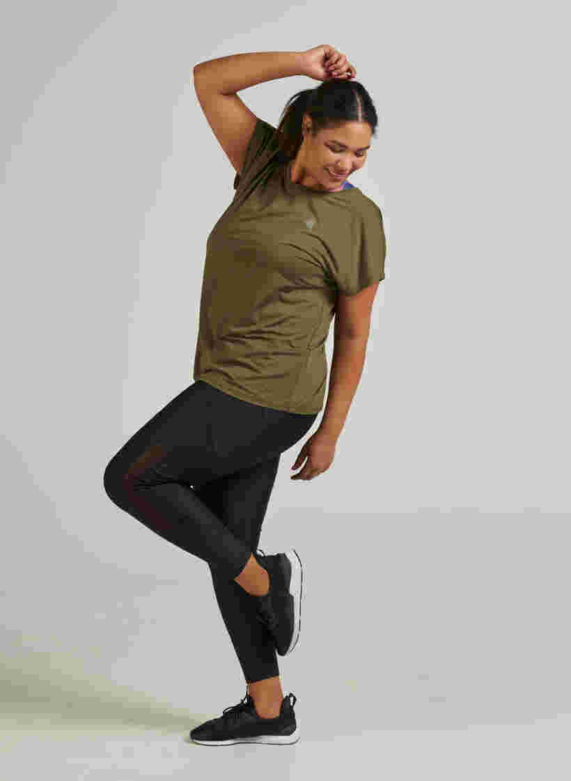 Einfarbiges Trainings-T-Shirt, Ivy Green, Model