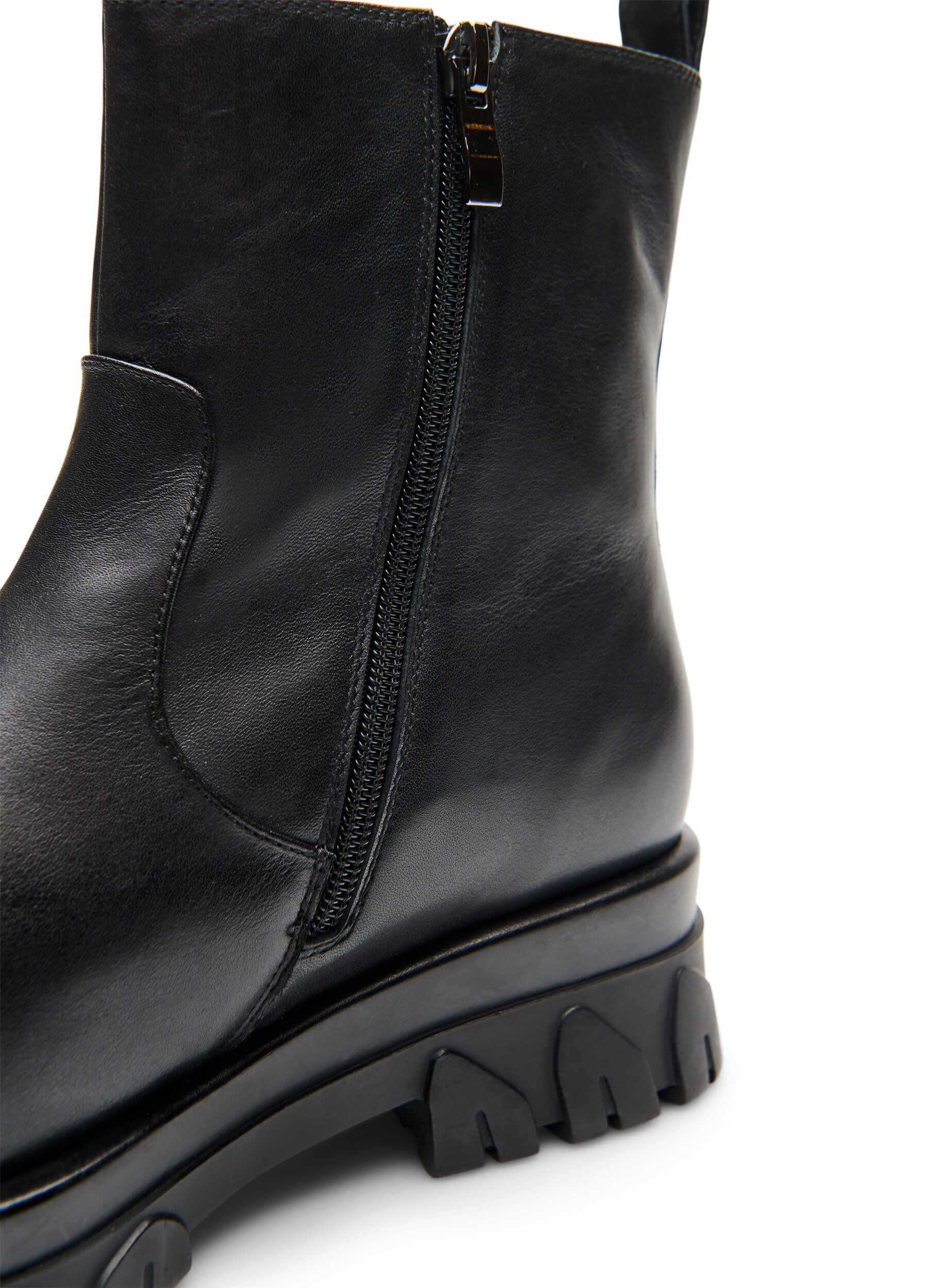 Zizzi Extra-Weite - Chelsea Boots aus robustem Leder und Rei&szlig;verschluss, Schwarz, Packshot image number 4