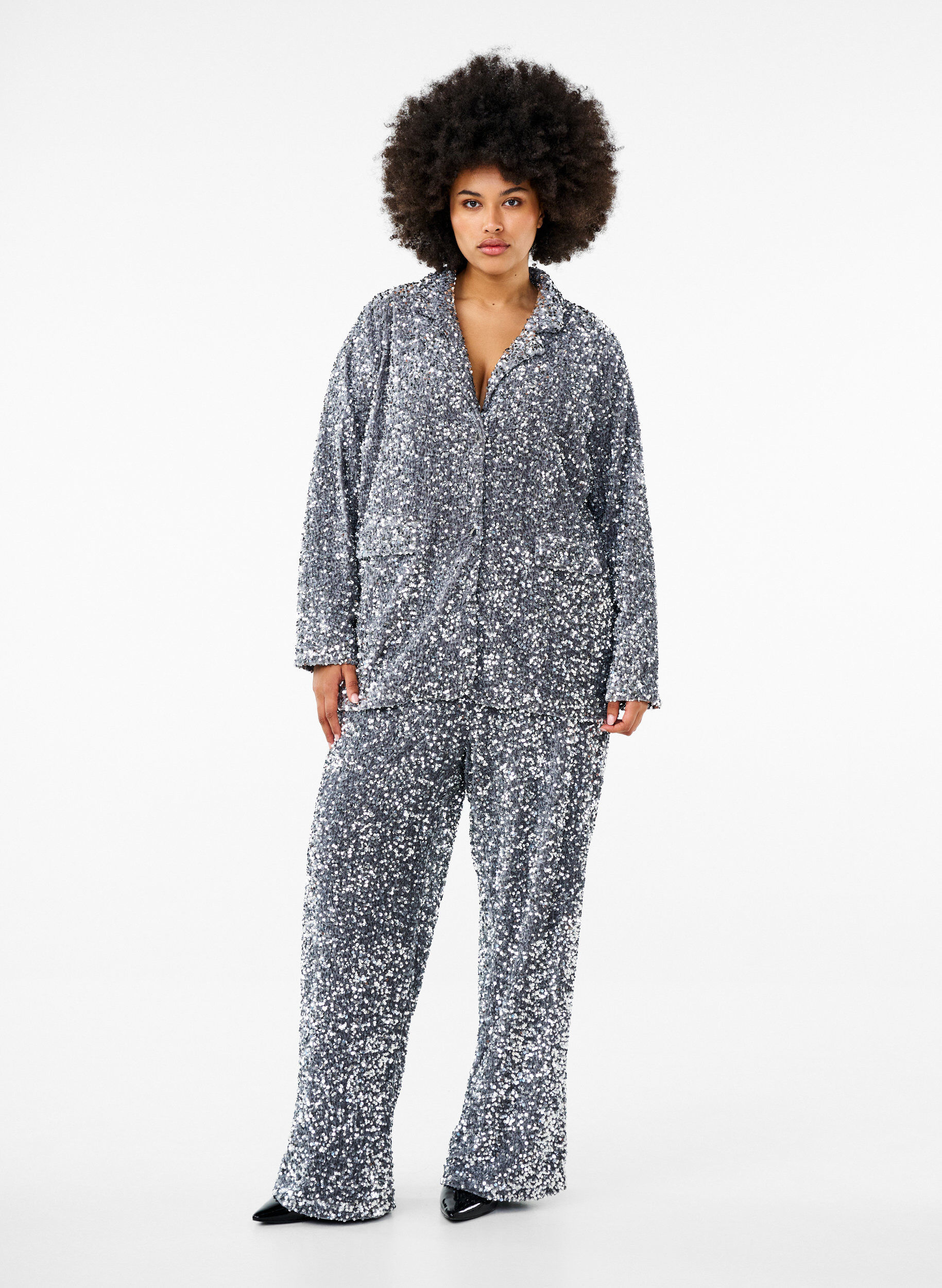 Zizzi Paillettenblazer mit Taschen, Silver, Model image number 2