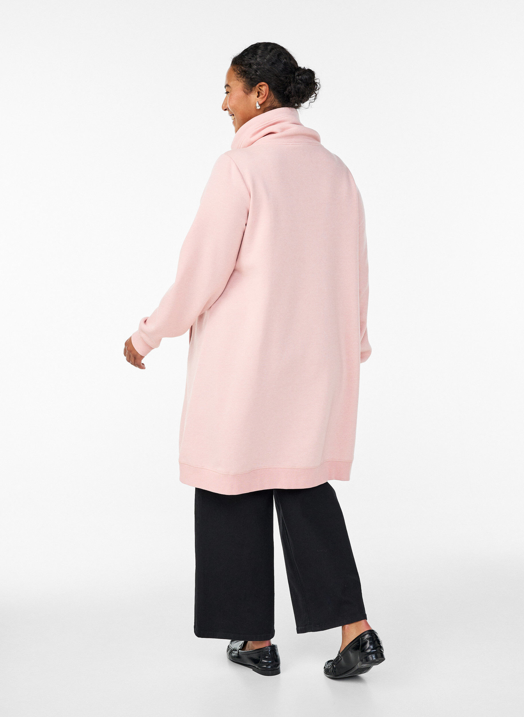 ZizziKurzes Sweatshirtkleid mit Stehkragen und Taschen, Rot, Model image number 2