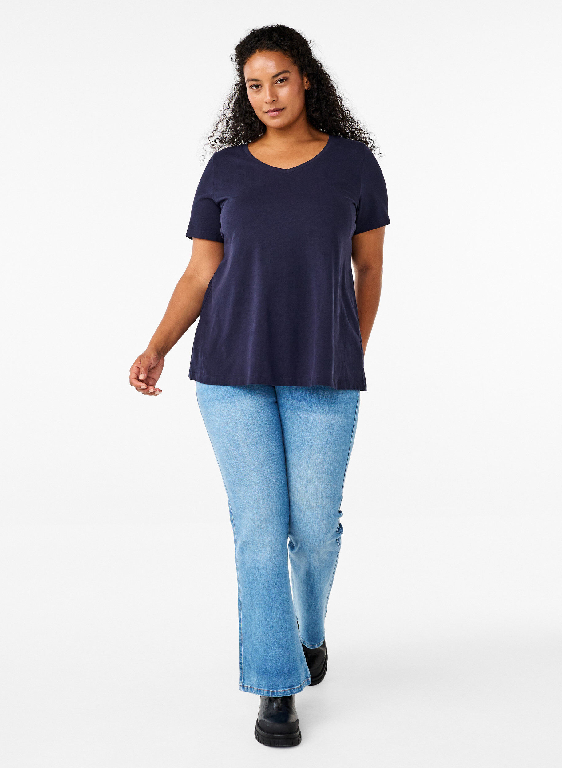 ZizziEinfarbiges basic T-Shirt aus Baumwolle, Blau, Model image number 1