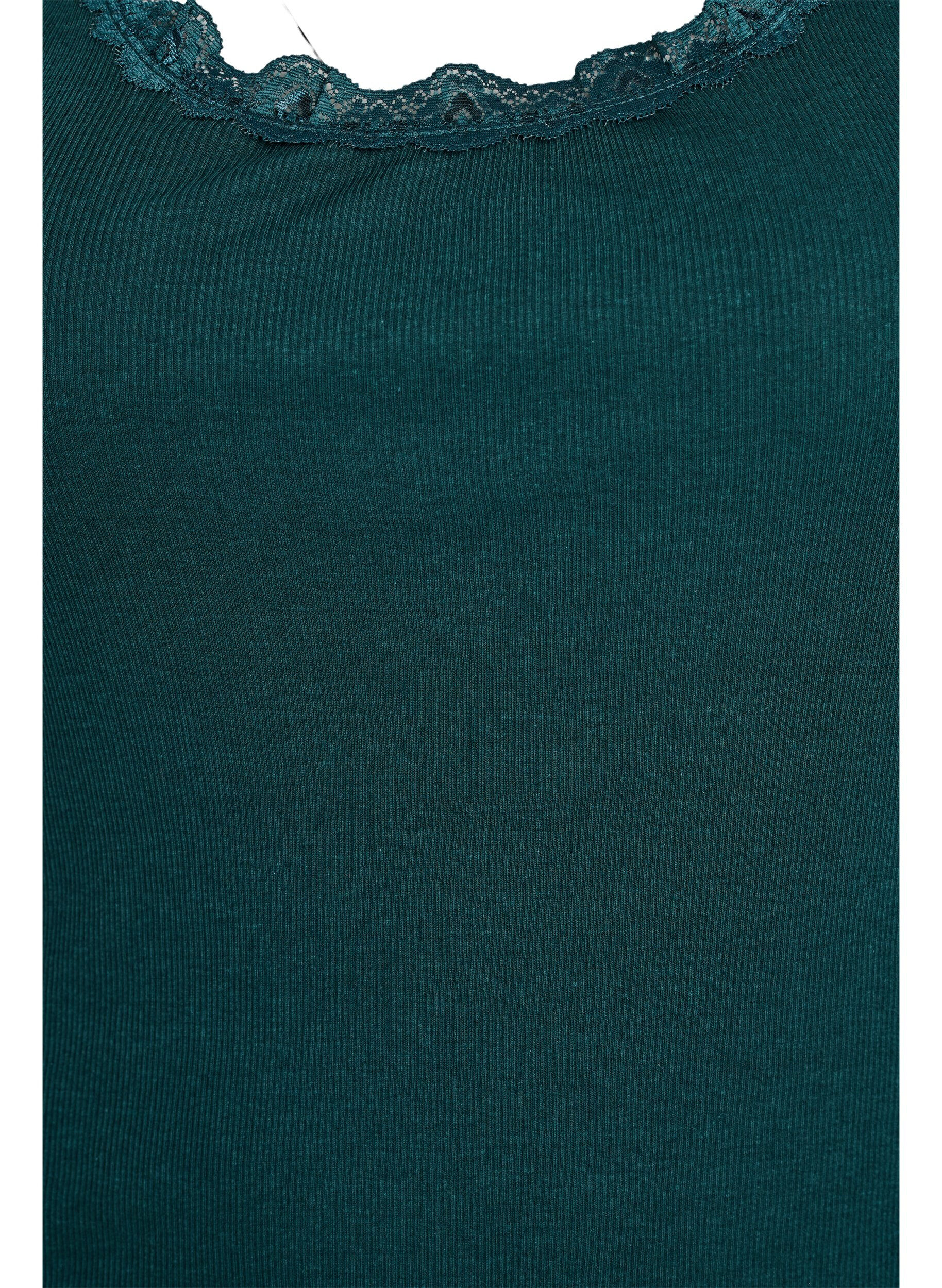 ZizziTop mit Spitzensaum, Gr&uuml;n, Packshot image number 2
