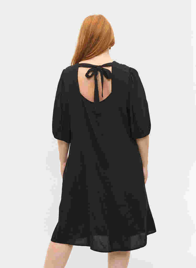 Viskosekleid mit Rückendetail, Black, Model image number 1