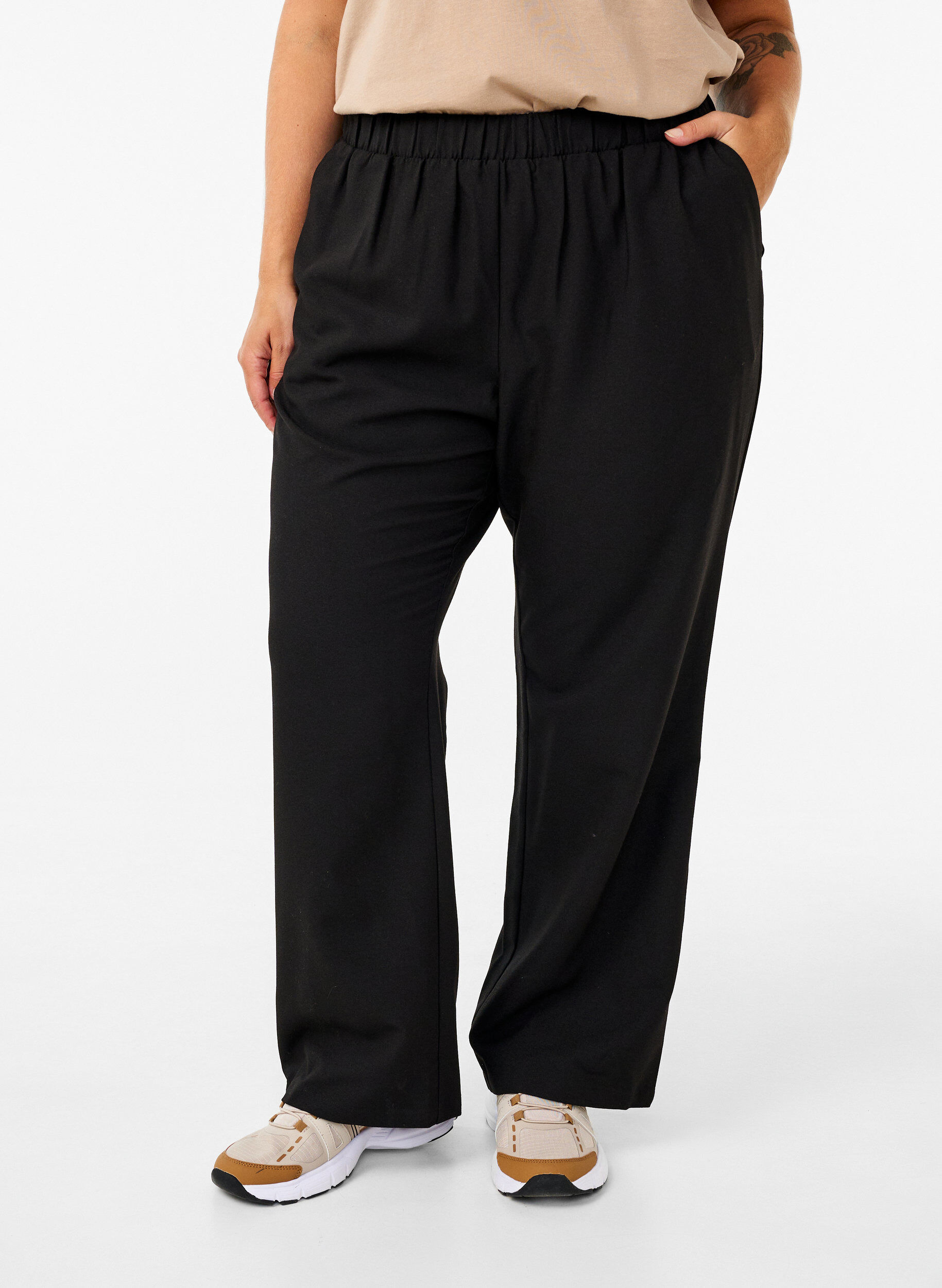 ZizziWeite Hose mit Taschen, Schwarz, Model image number 2