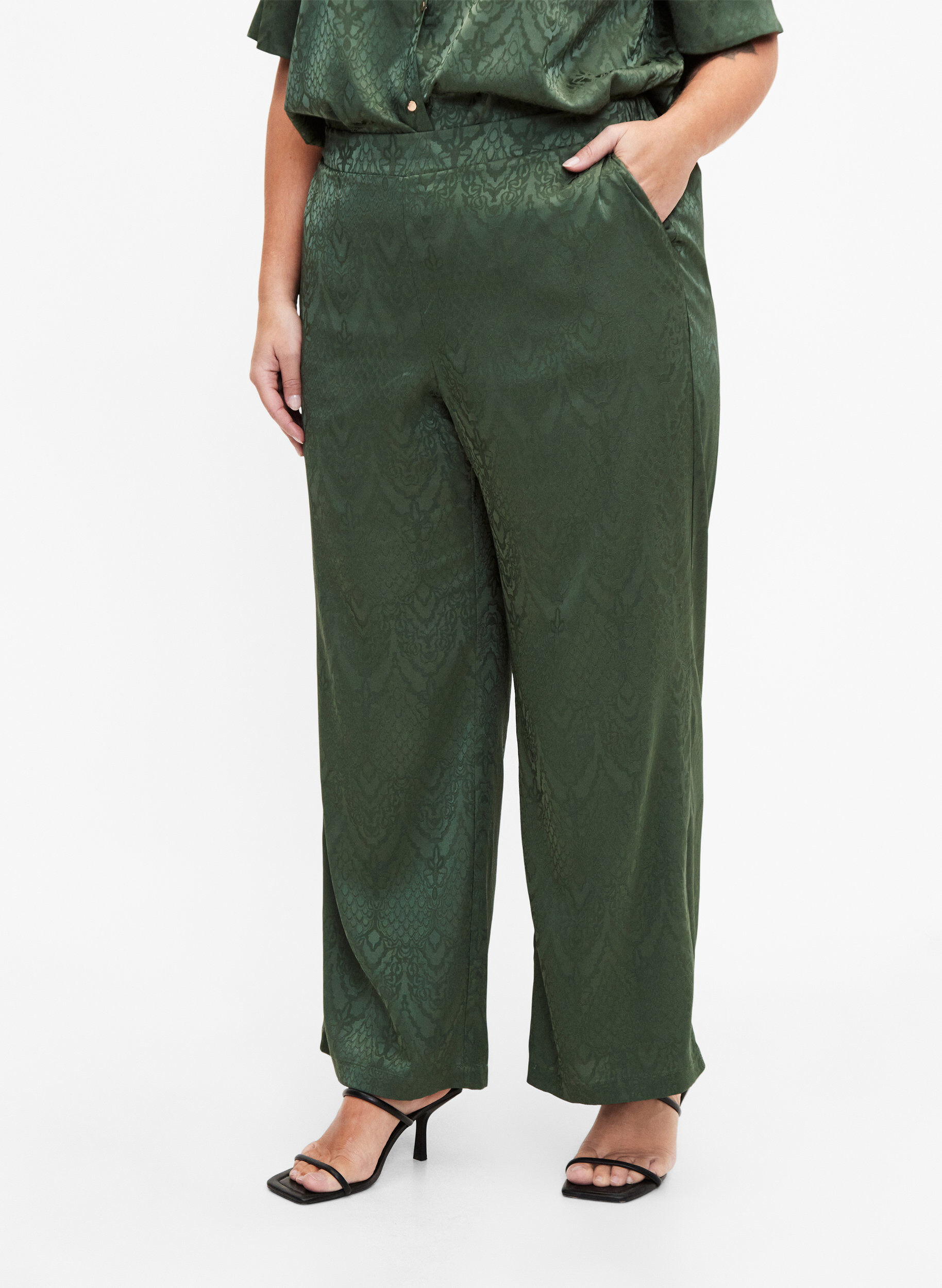 Zizzi Hose mit Strukturmuster, Duck Green, Model image number 2