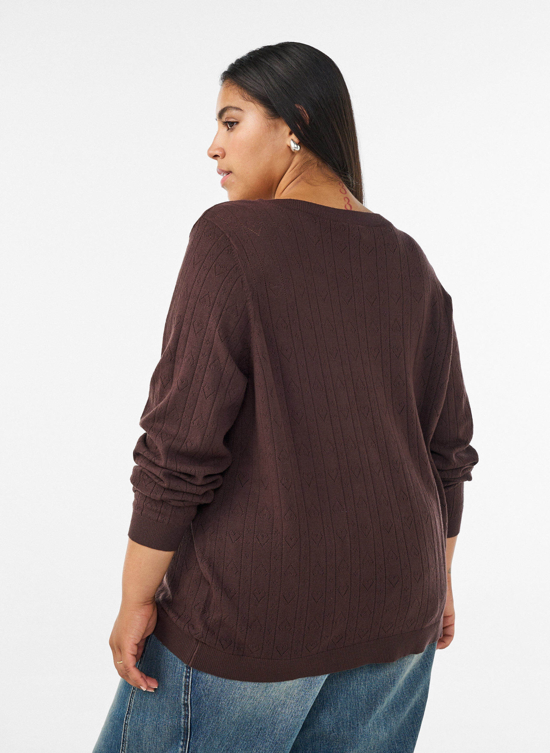 ZizziStrickjacke mit Herz-Lochstickerei, Braun, Model image number 2