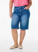 Hoch taillierte Bermuda Shorts aus Denim, Blau, Model image number 2