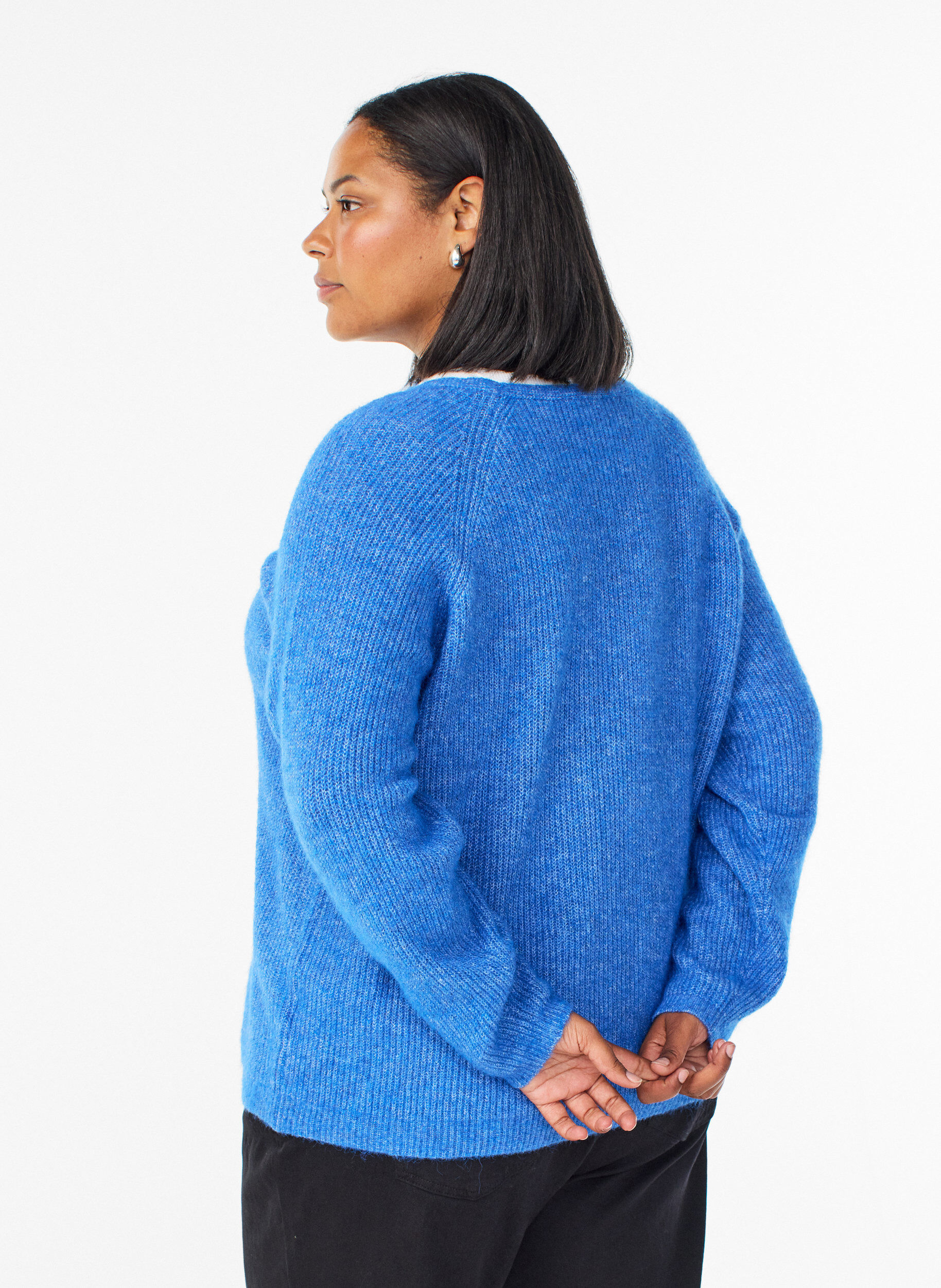 Zizzi Strickbluse mit V-Ausschnitt und Raglan&auml;rmeln, Blau, Model image number 2