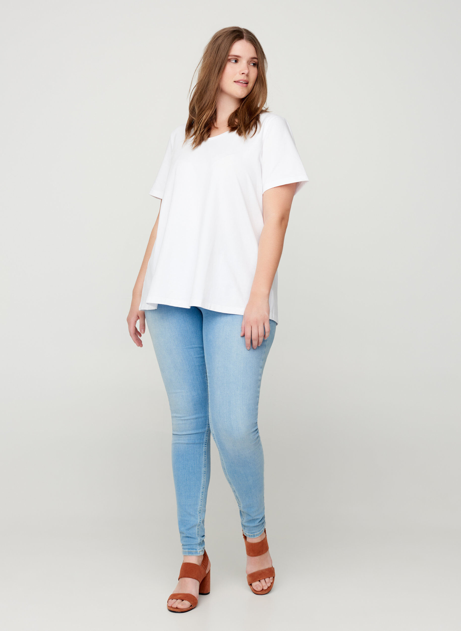 Zizzi Basic T-Shirt, Wei&szlig;, Model image number 1