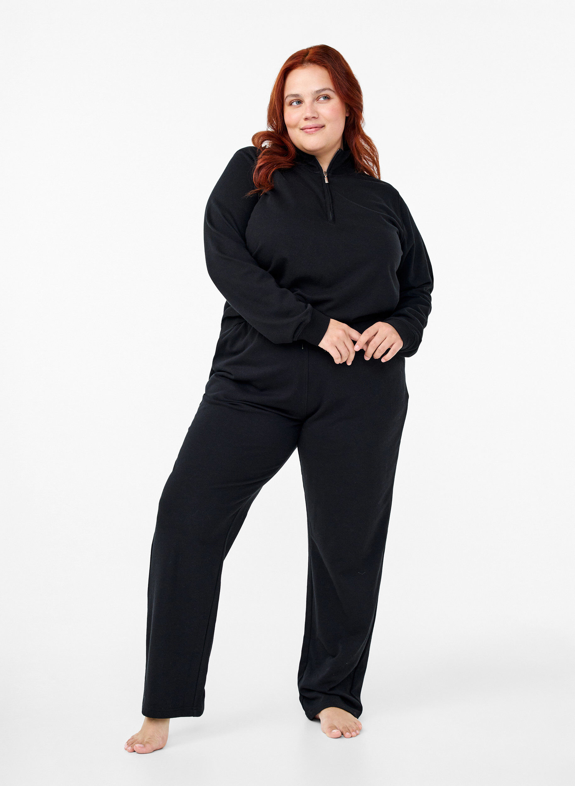 Zizzi Sweatshirt mit hohem Kragen und Rei&szlig;verschluss, Schwarz, Model image number 1