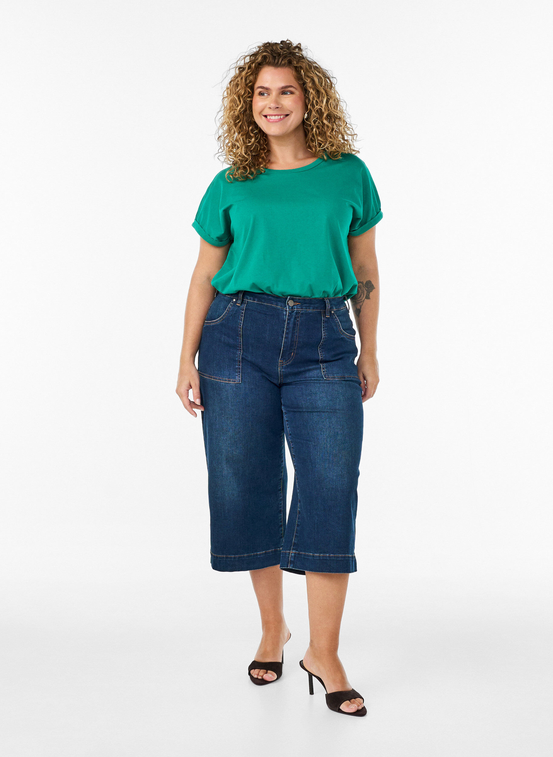 ZizziKurz&auml;rmeliges T-Shirt aus einer Baumwollmischung, Gr&uuml;n, Model image number 1