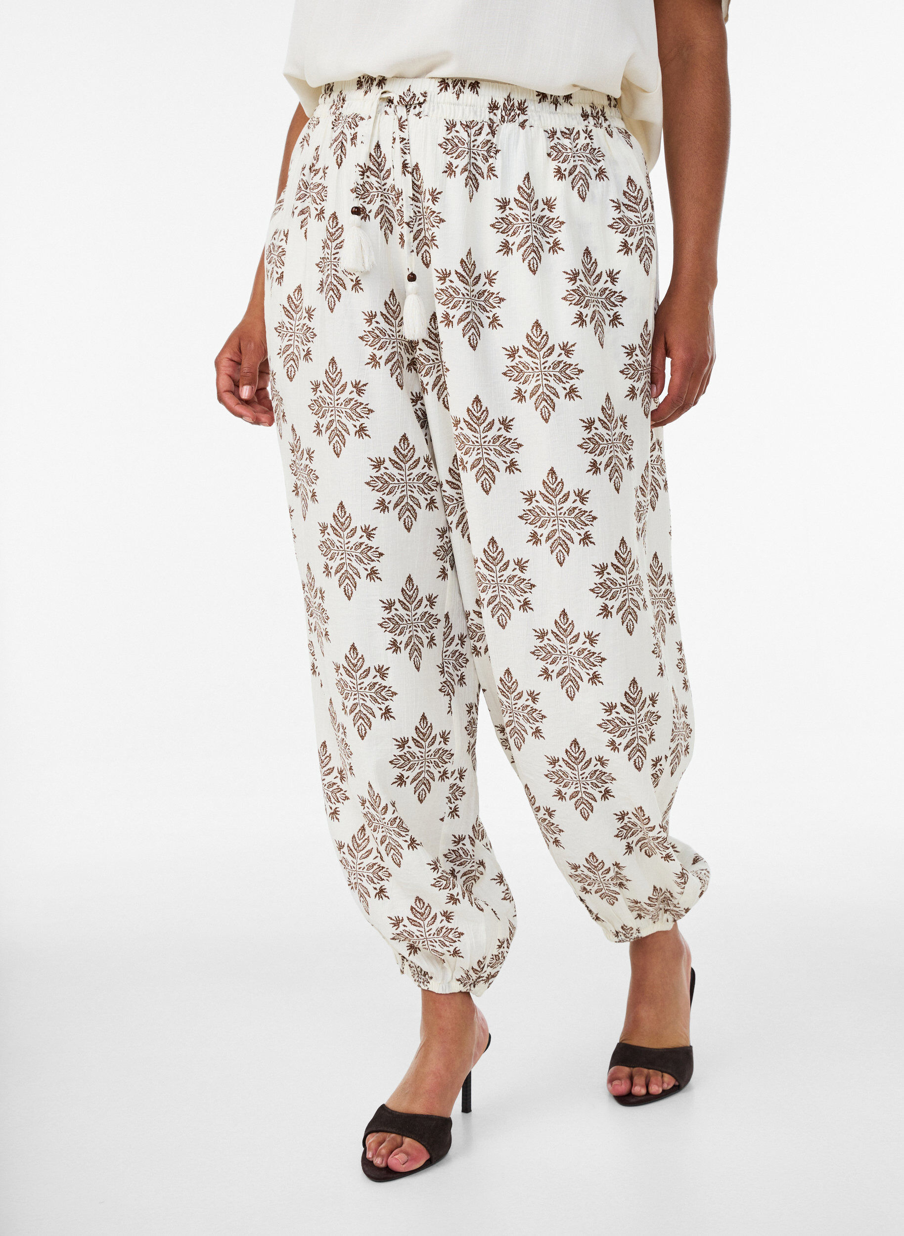 ZizziGemusterte Ballonhose mit hoher Taille, Vanille, Model image number 2