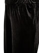 Samthose mit Spitzenbesatz und weitem Bein, Schwarz, Packshot image number 2