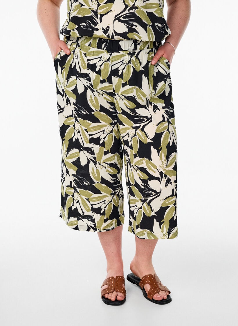 Culotte-Hose mit Print, Schwarz, Model image number 2