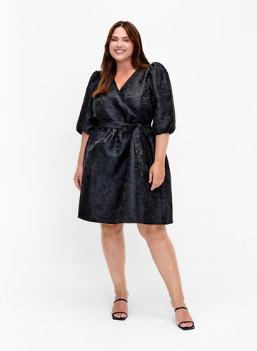 Kurzes Wrap-Kleid mit 3/4-Ärmeln, Black, Model image number 2