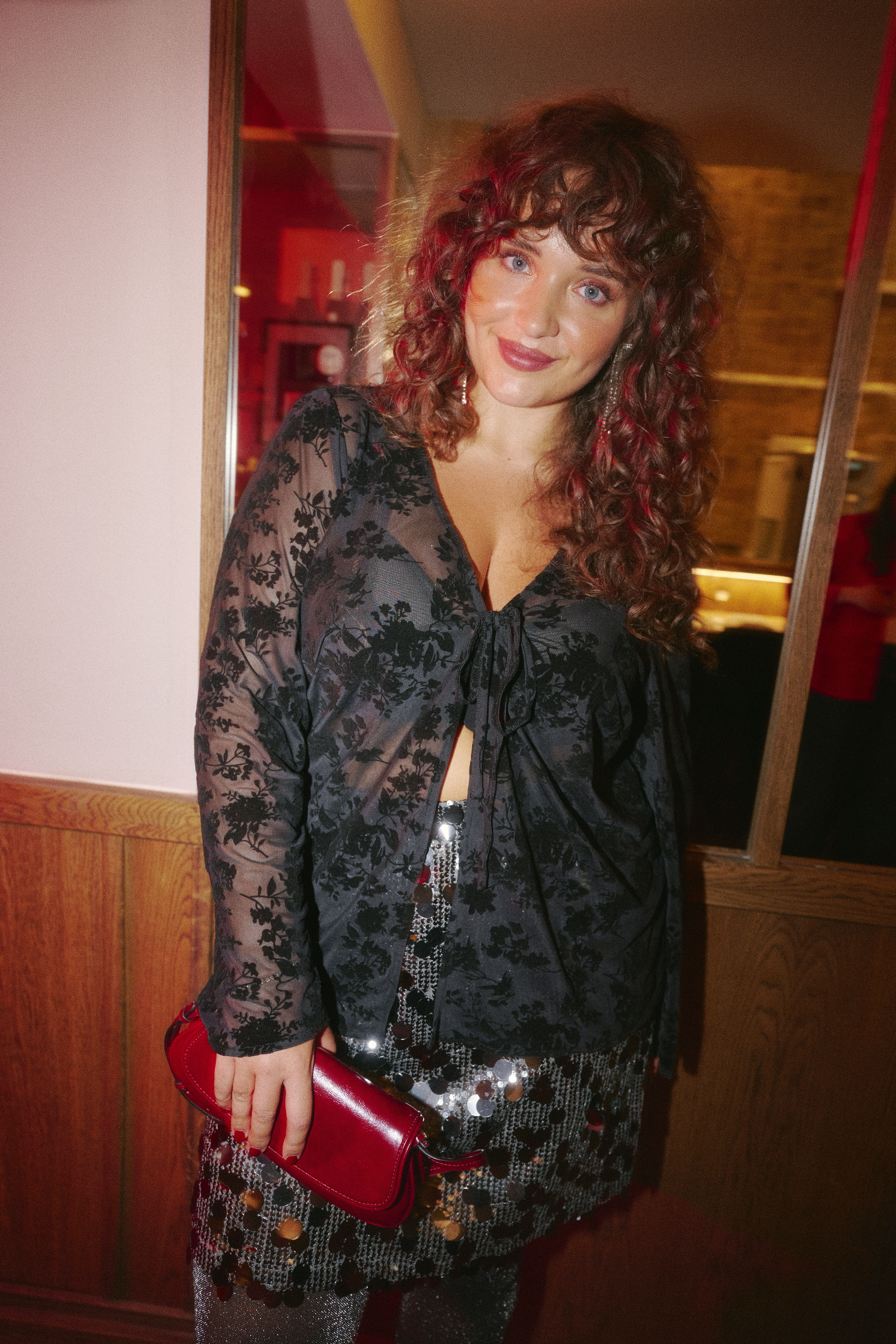 ZizziDunkler Glamour mit Glitzern, , Model