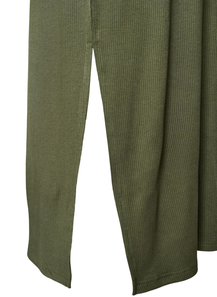 &Auml;rmelloses geripptes Kleid aus Viskose, Gr&uuml;n, Packshot image number 3