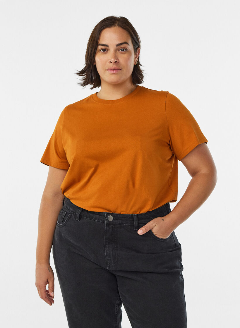 Basic-T-Shirt aus Baumwolle mit Rundhalsausschnitt, Orange, Model image number 0