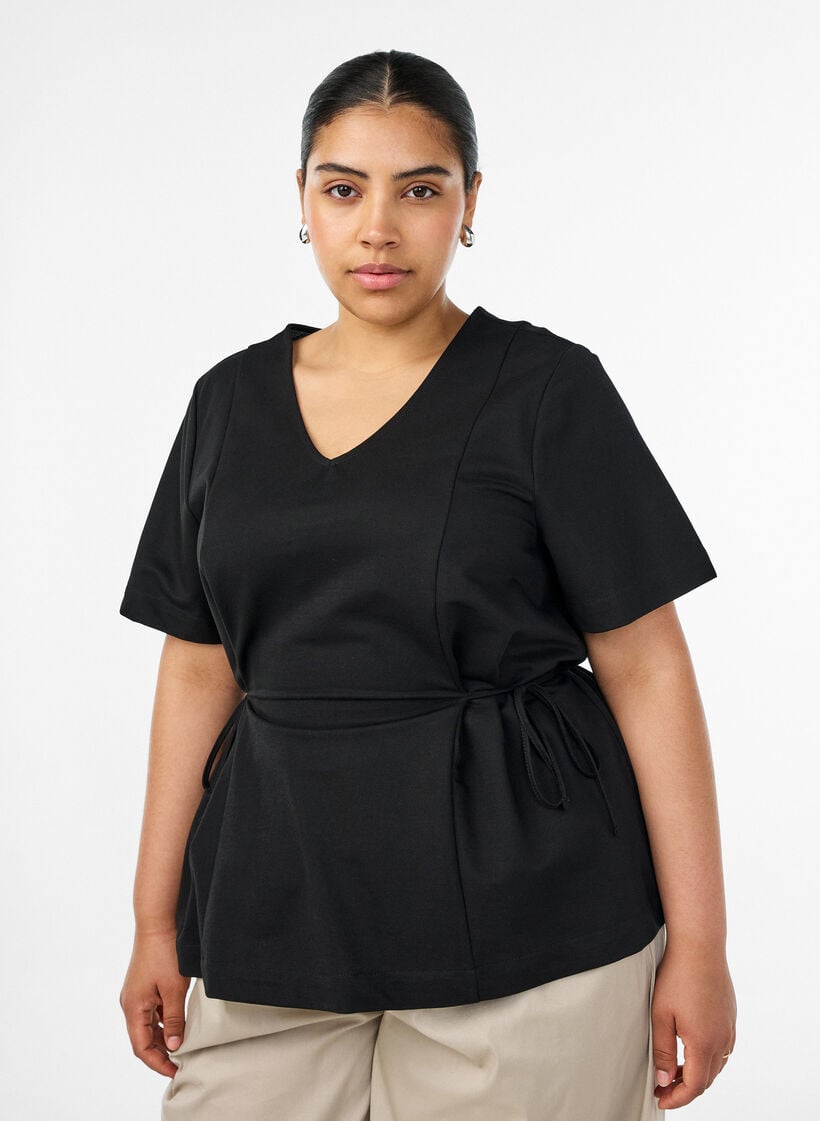 Bluse aus einer Baumwollmischung mit V-Ausschnitt und Bindeband, Schwarz, Model image number 0