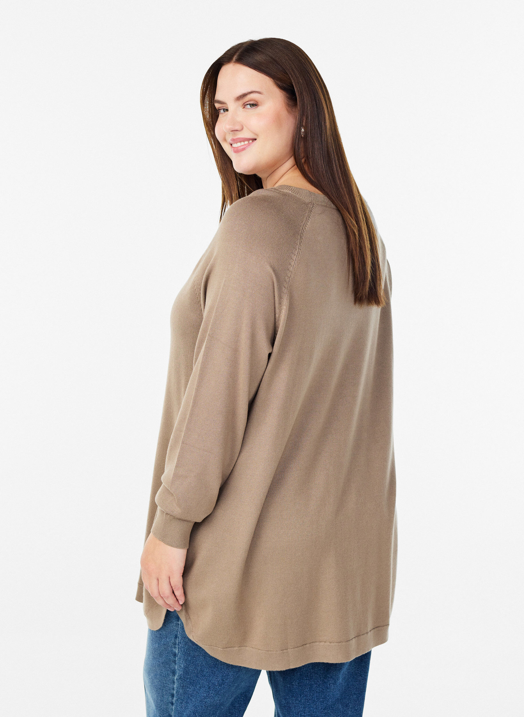 Zizzi Strickbluse mit seitlichen Kn&ouml;pfen, Beige, Model image number 2