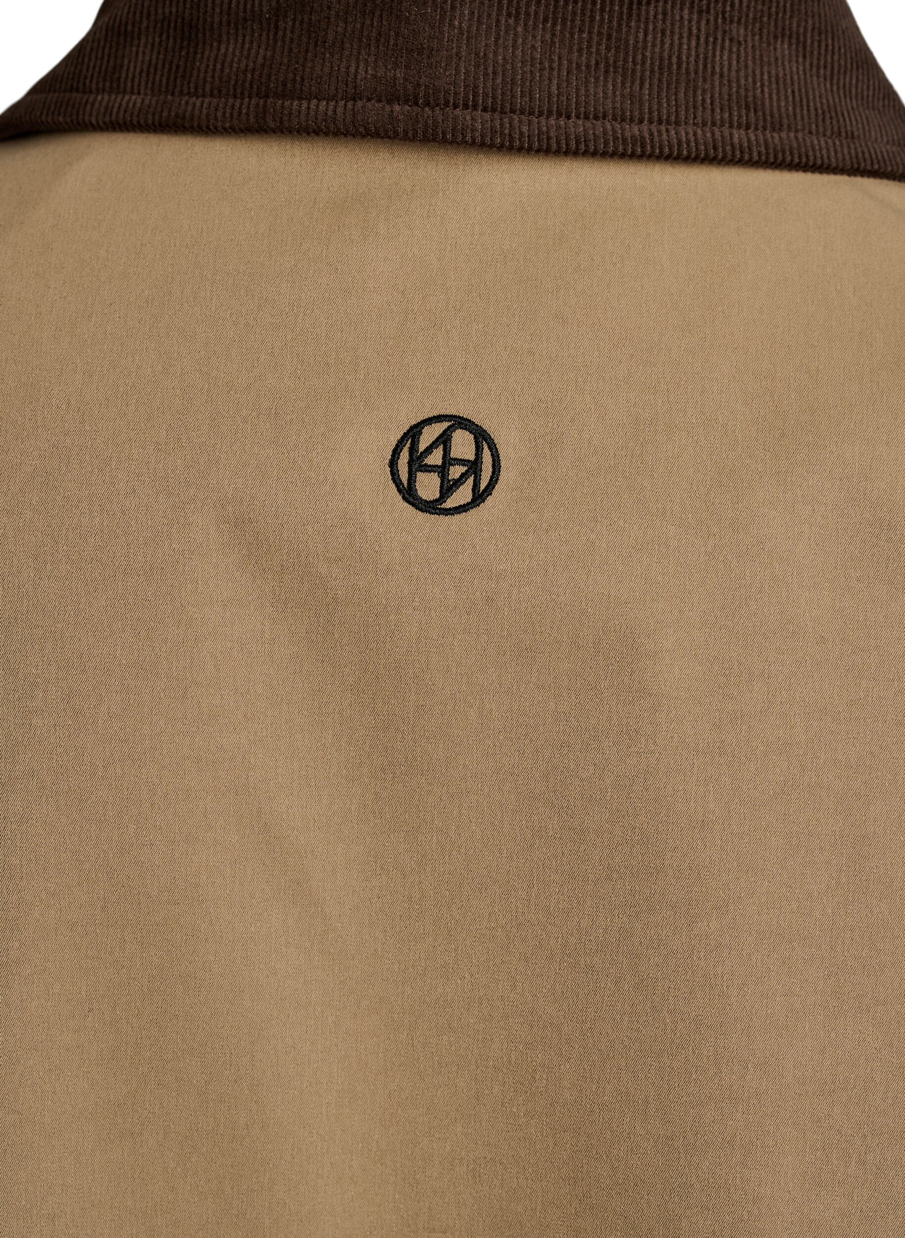 ZizziLeicht wattierte Jacke mit Cordkragen, Braun, Packshot image number 4