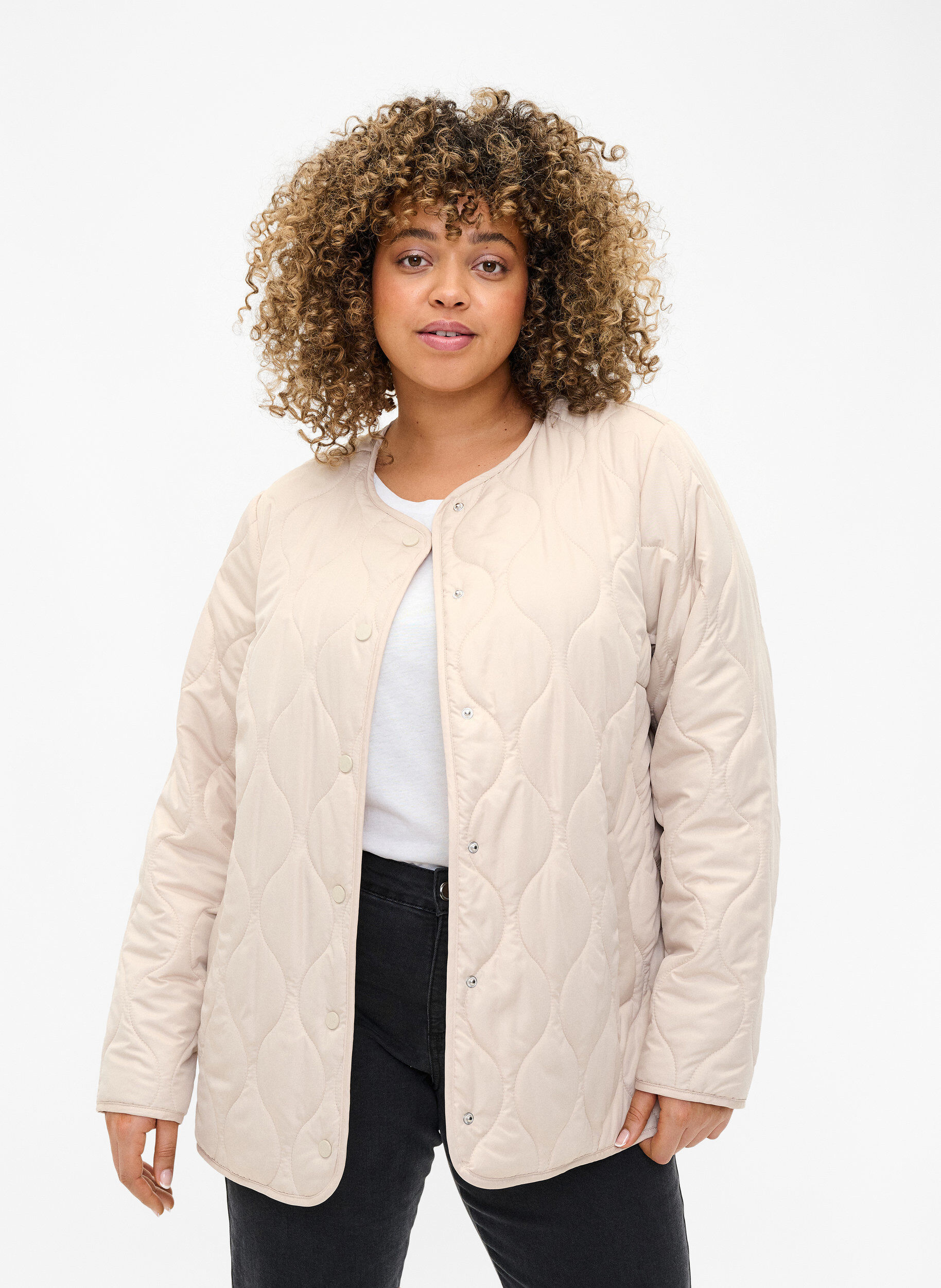 Zizzi Gesteppte Jacke mit Kn&ouml;pfen, Pumice Stone, Model image number 0