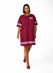 Sportliches T-Shirtkleid aus Baumwolle., Dunkles Bordeaux, Model image number 1