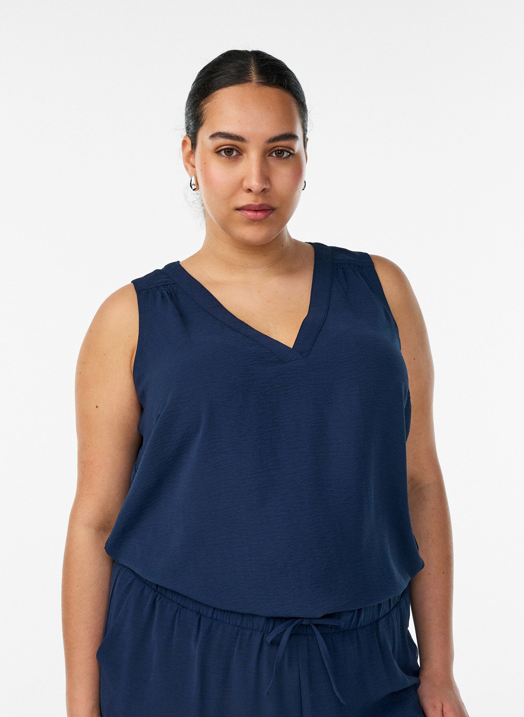 Zizzi&Auml;rmelloses Oberteil mit Faltendetails, Blau, Model image number 0