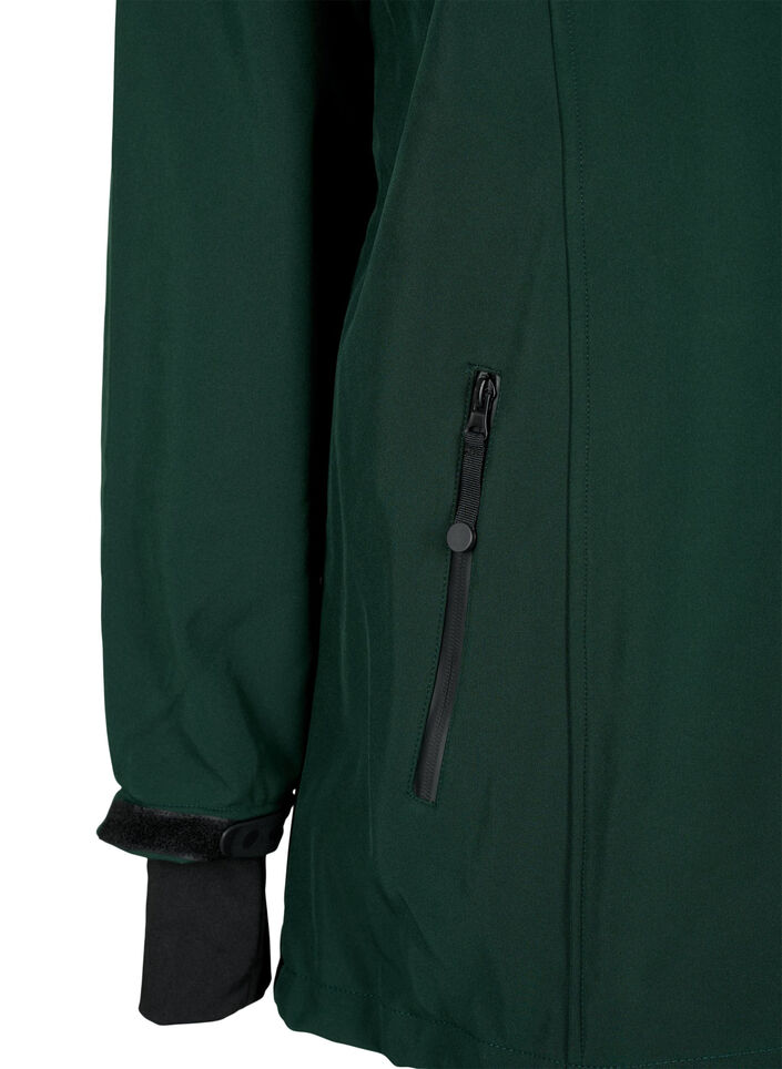 Kurze Softshell-Jacke mit abnehmbarer Kapuze, Grün, Packshot image number 3