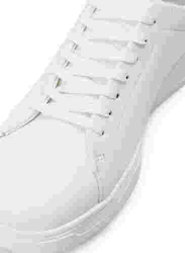 Sneakers aus Leder mit breiter Passform, White, Packshot image number 1
