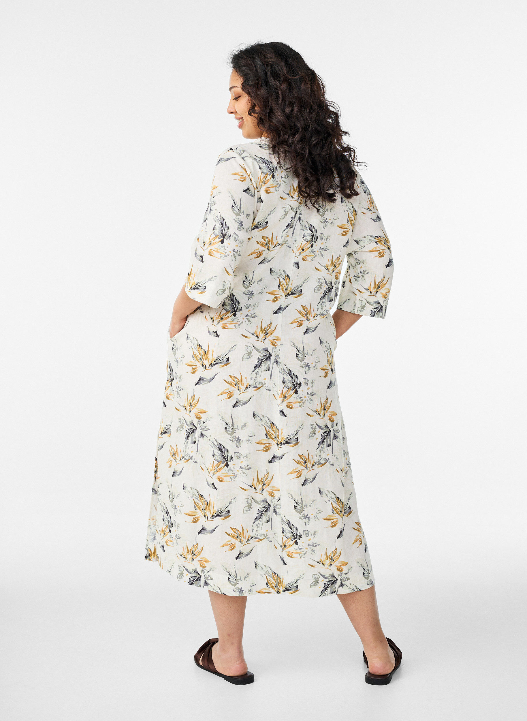 ZizziMidikleid aus Leinen und Viskose mit 1/2-&Auml;rmeln, Wei&szlig;, Model image number 1