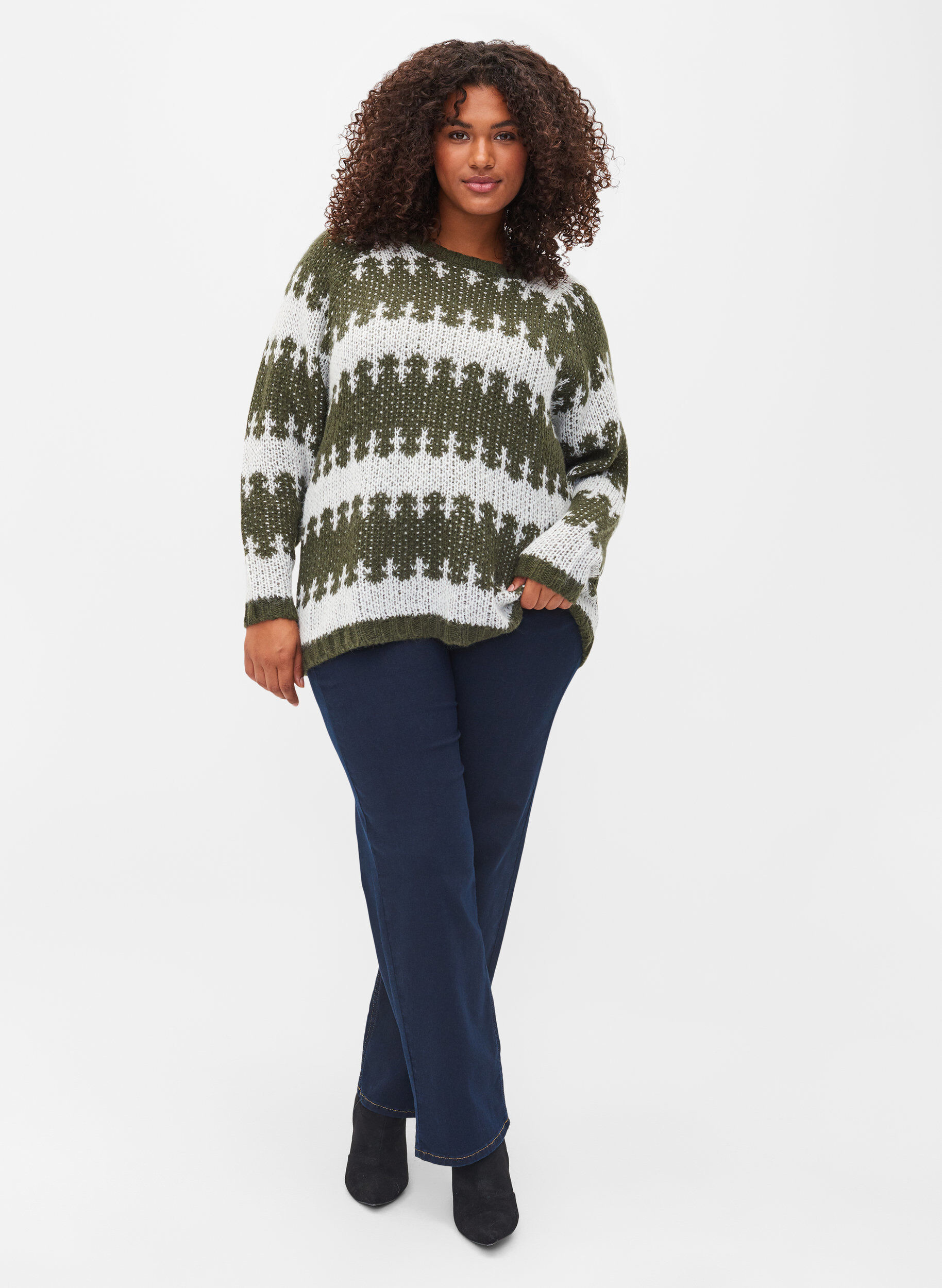Zizzi Strickpullover mit Muster , Forest Night Comb, Model image number 2