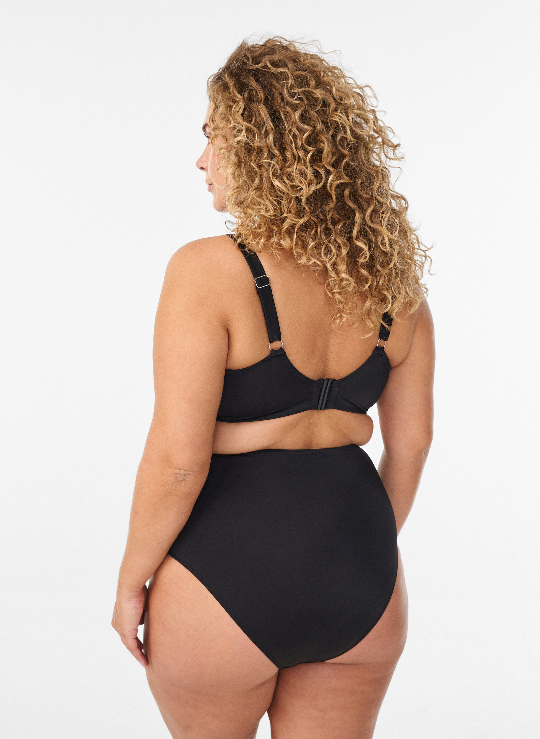Zizzi Bikini-Unterteile mit hoher Taille, Schwarz, Model image number 1