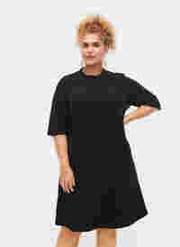 Gemustertes Kleid mit Glitzer und kurzen Ärmeln, Black/Black Lurex, Model