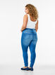 Extra schmale Amy Jeans mit hoher Taille, Light blue, Model image number 1