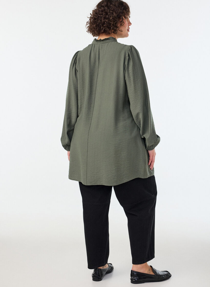 Tunika aus Viskose mit R&uuml;schen und Kn&ouml;pfen, Gr&uuml;n, Model image number 2