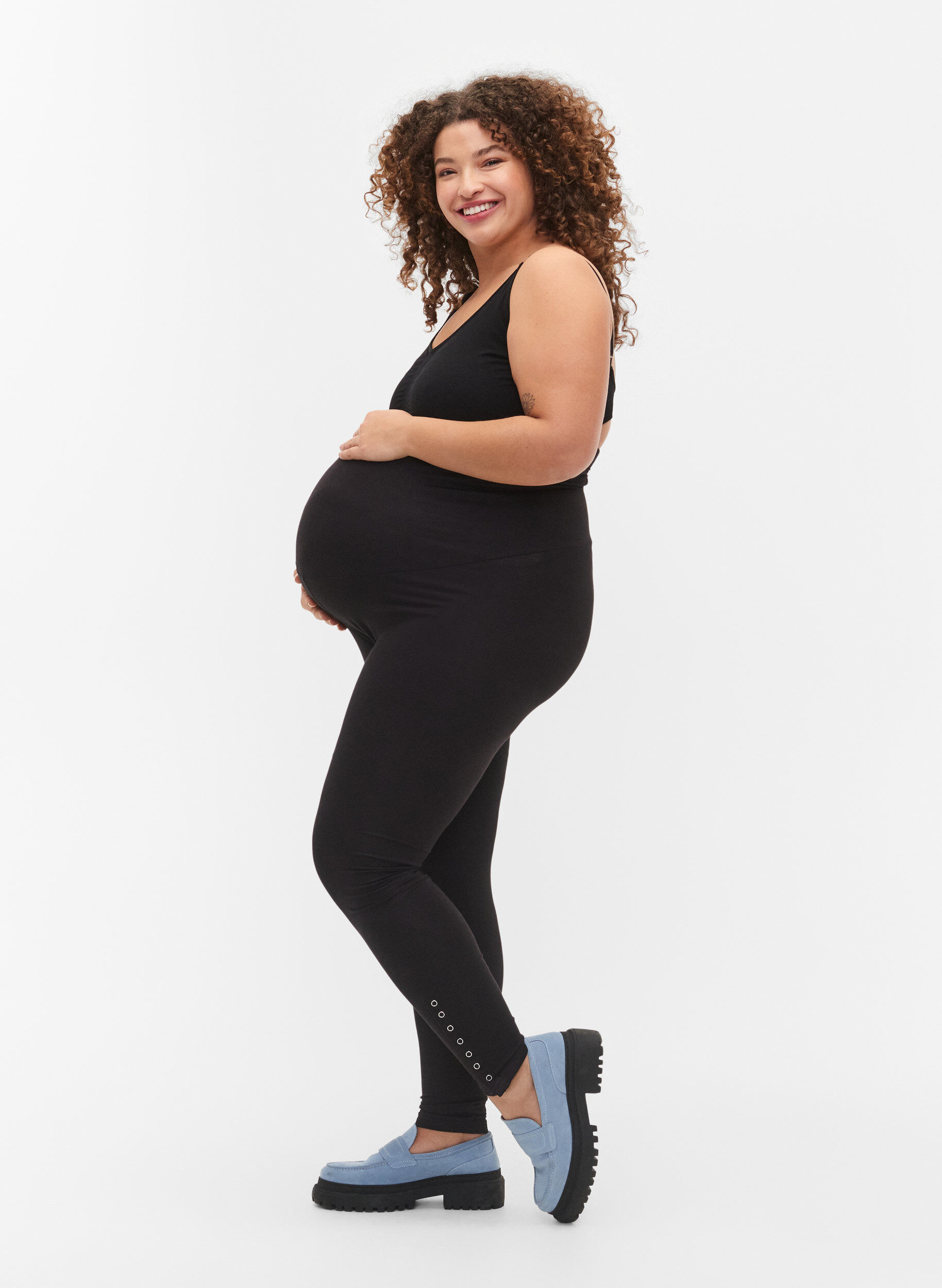 Zizzi Schwangerschaftsleggings aus Viskose mit Kn&ouml;pfen, Black, Model image number 0